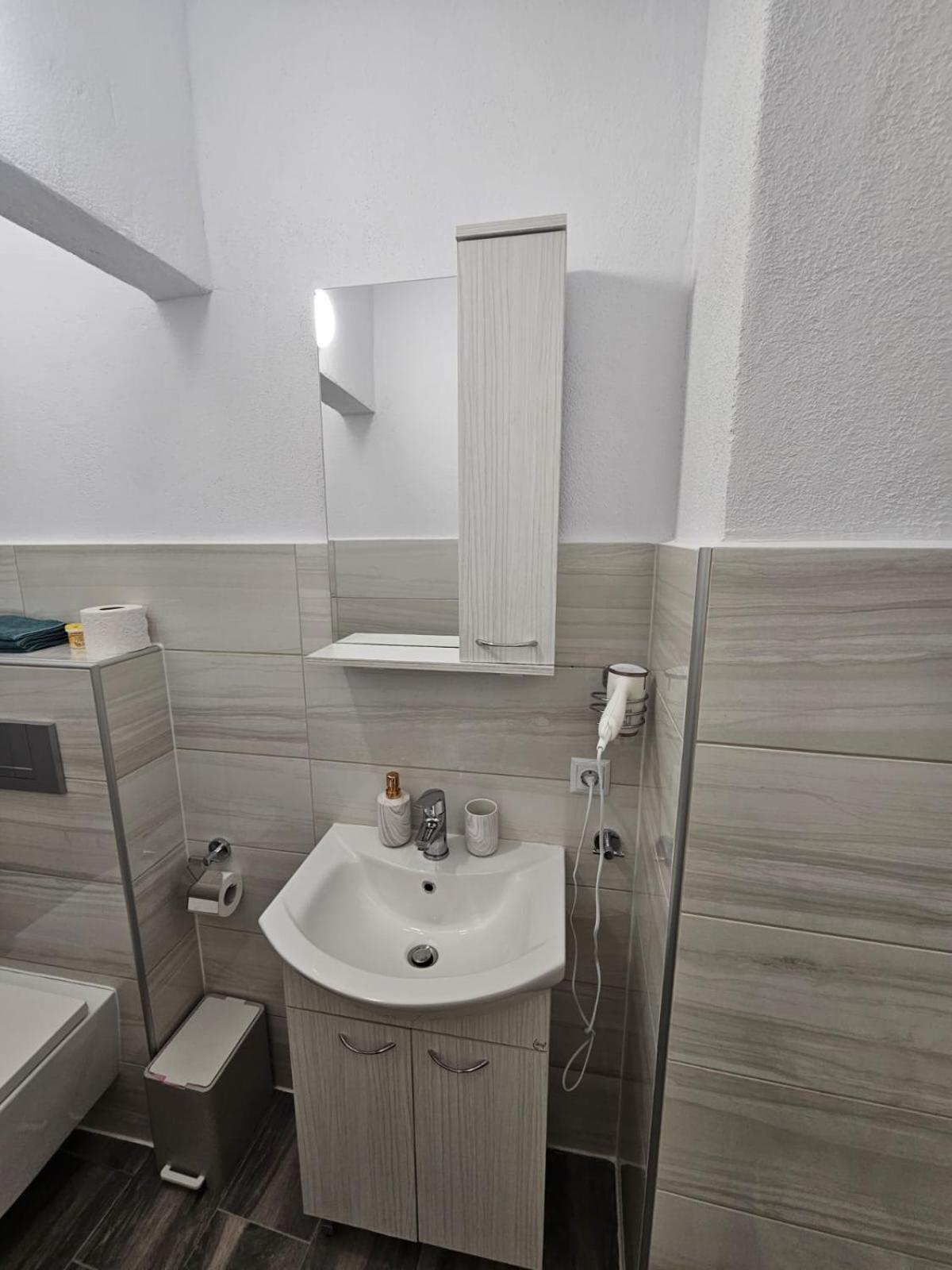 Beach Apartment B Nea Karvali Kültér fotó